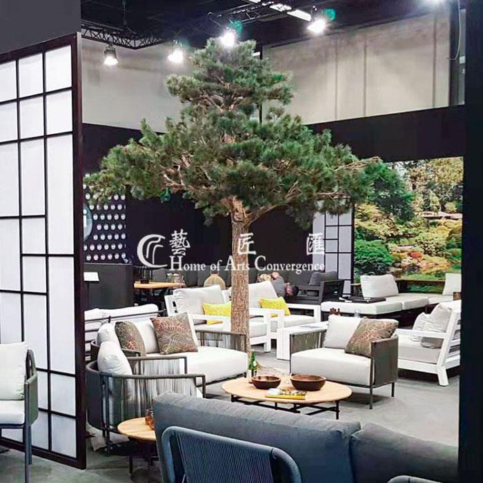 Top Quality Artificial Large Pine Tree Decorative Greenery Supplier 2